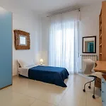Guesthost - Roomy And Modern * Παλέρμο