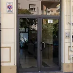 Διαμέρισμα Guesthost - Roomy And Modern *