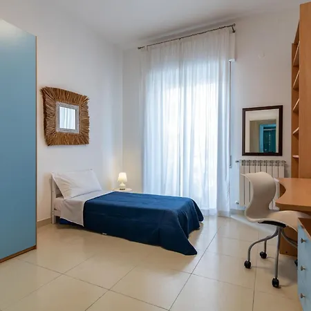 Guesthost - Roomy And Modern * Palermo